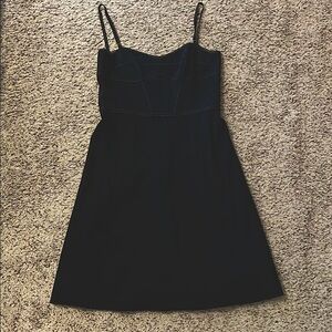 Elie Tahari Women's Dress size 8 - contrast stitching detail!